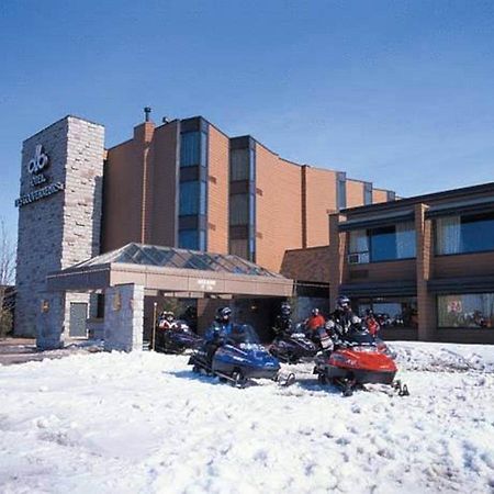 Hotels Gouverneur 리무스키 외부 사진