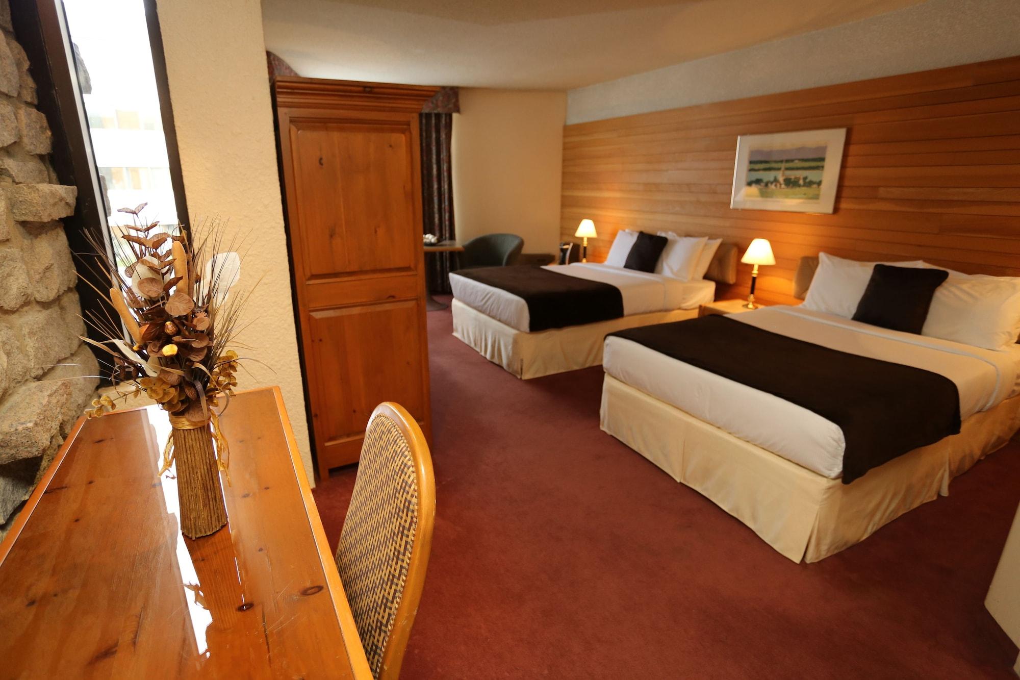 Hotels Gouverneur 리무스키 외부 사진