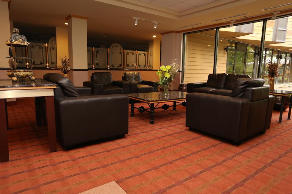 Hotels Gouverneur 리무스키 외부 사진