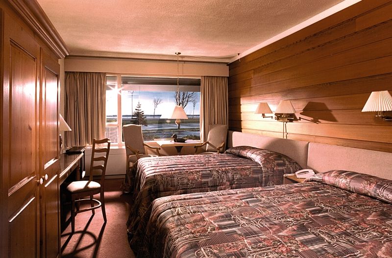 Hotels Gouverneur 리무스키 외부 사진