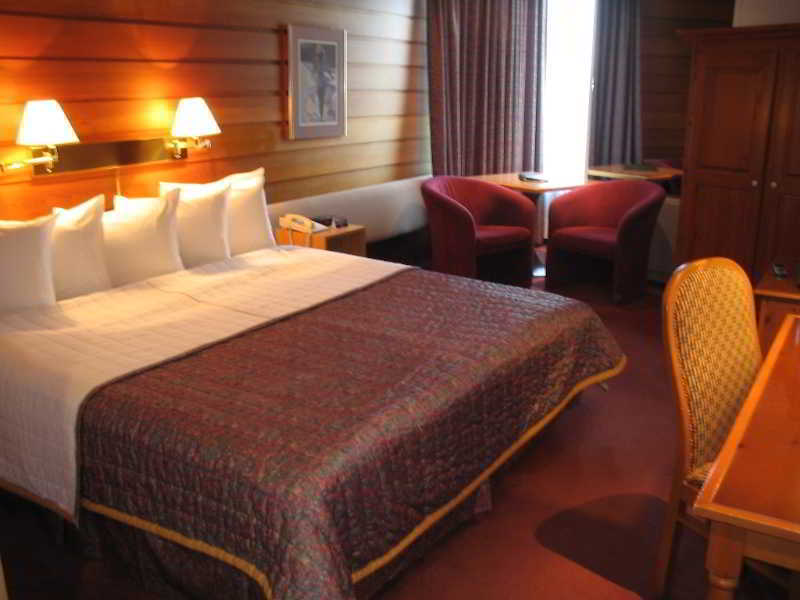 Hotels Gouverneur 리무스키 외부 사진