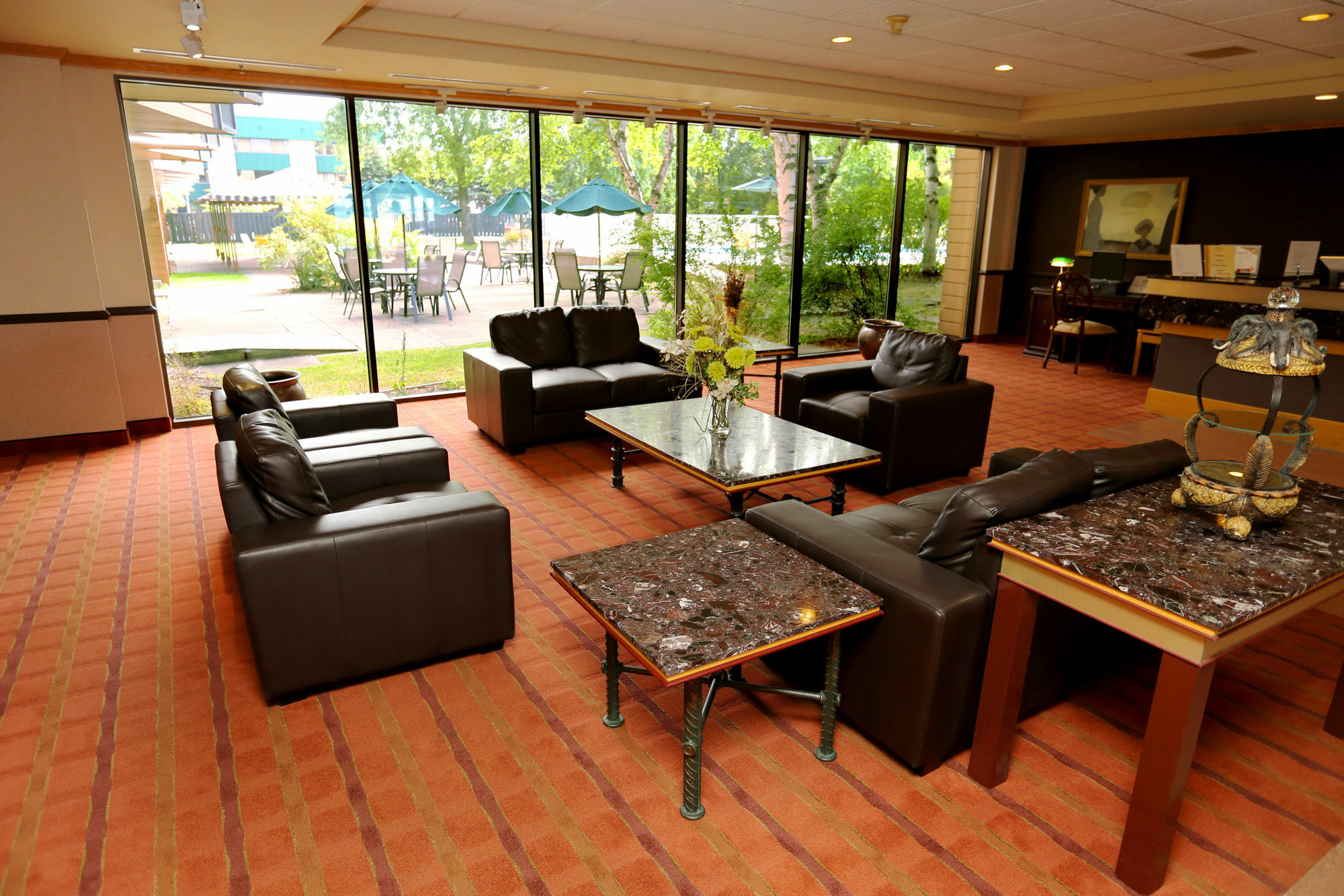 Hotels Gouverneur 리무스키 외부 사진