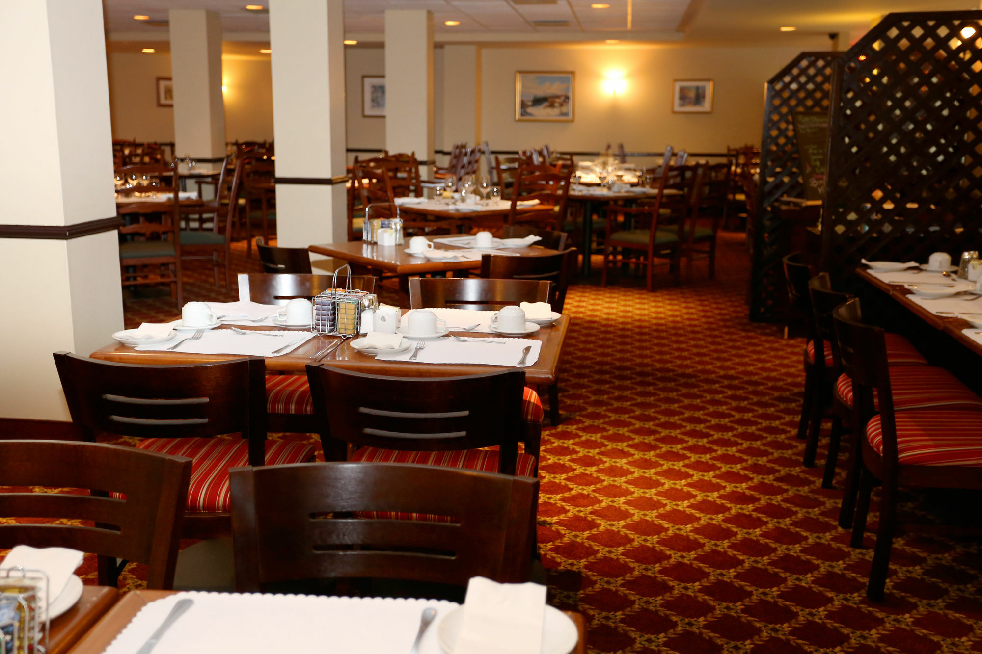 Hotels Gouverneur 리무스키 외부 사진