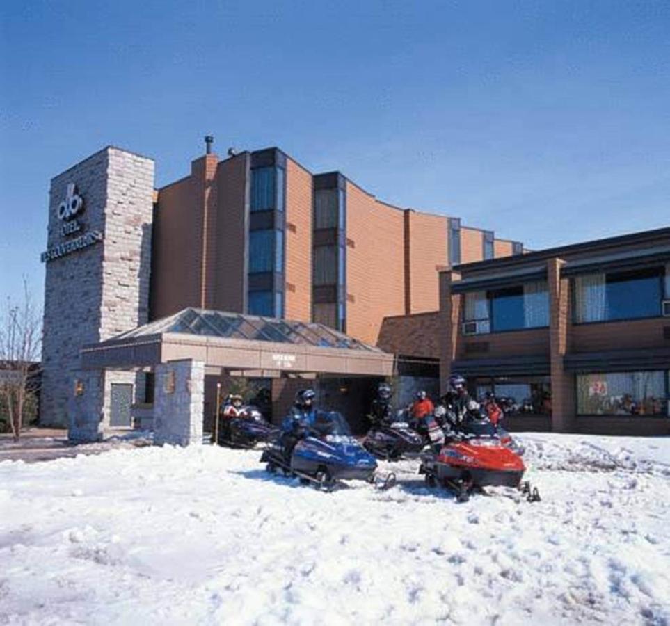 Hotels Gouverneur 리무스키 외부 사진